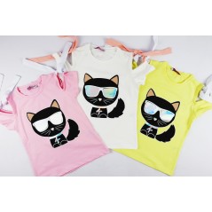 T-shirt dla dziewczynki z holograficzną grafiką kota i ozdobnymi rękawkami- 3 kolory do wyboru